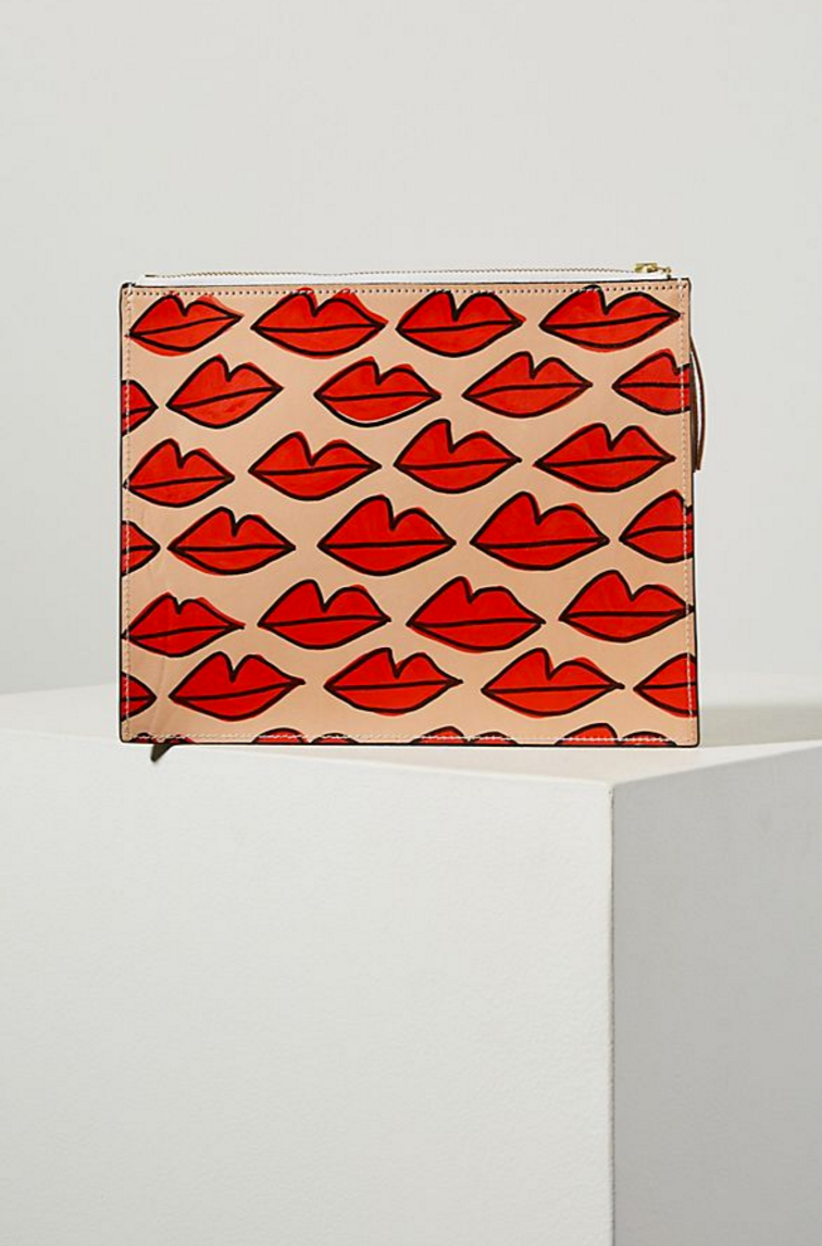 11 Last-Minute Gifts Mom Will Love Long After Mother's Day
